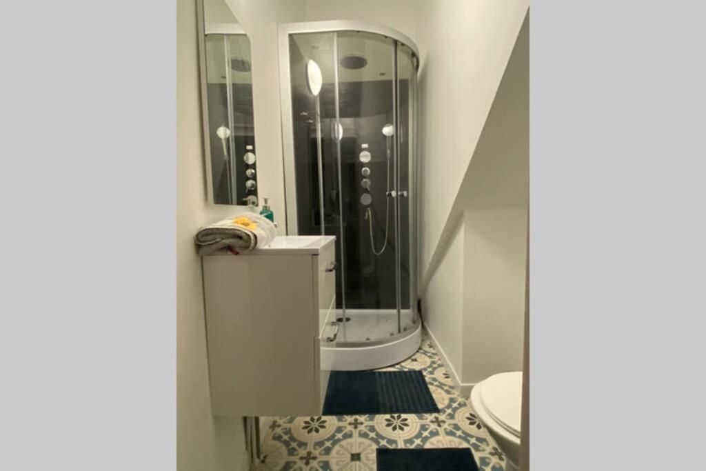 Luxury 1Bedroom Apartment مونس المظهر الخارجي الصورة